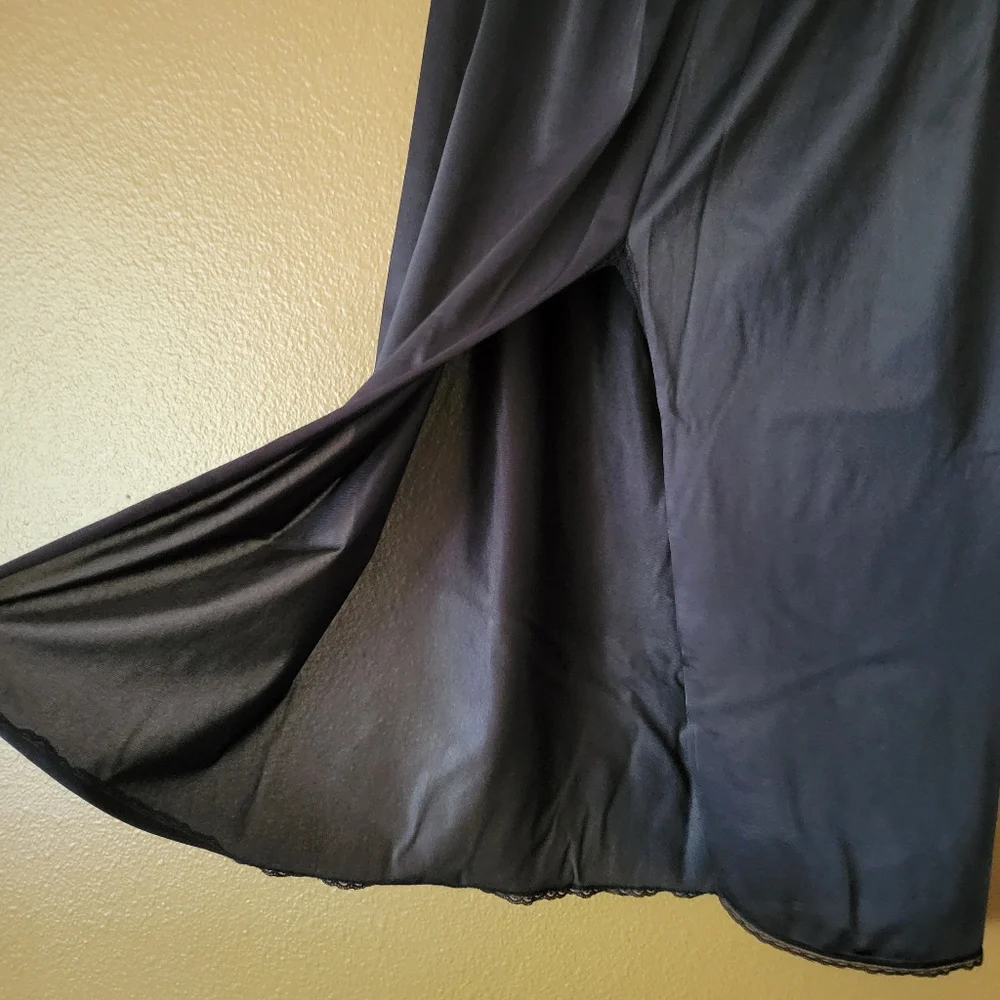 Vintage Vassarette Slip - Picture 5 of 7